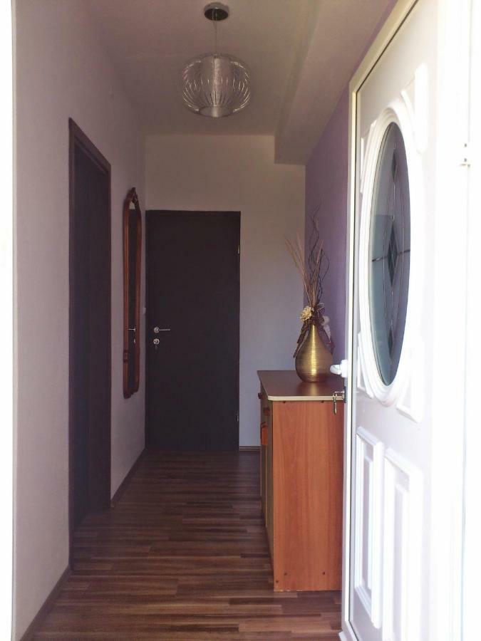 ביוגראד נה מורו Apartments Lavanda מראה חיצוני תמונה