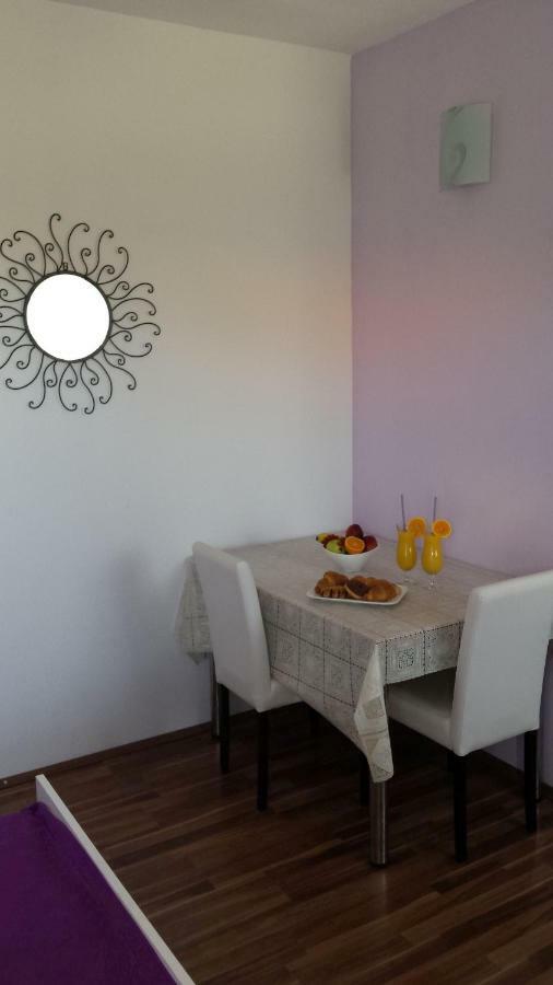 ביוגראד נה מורו Apartments Lavanda מראה חיצוני תמונה