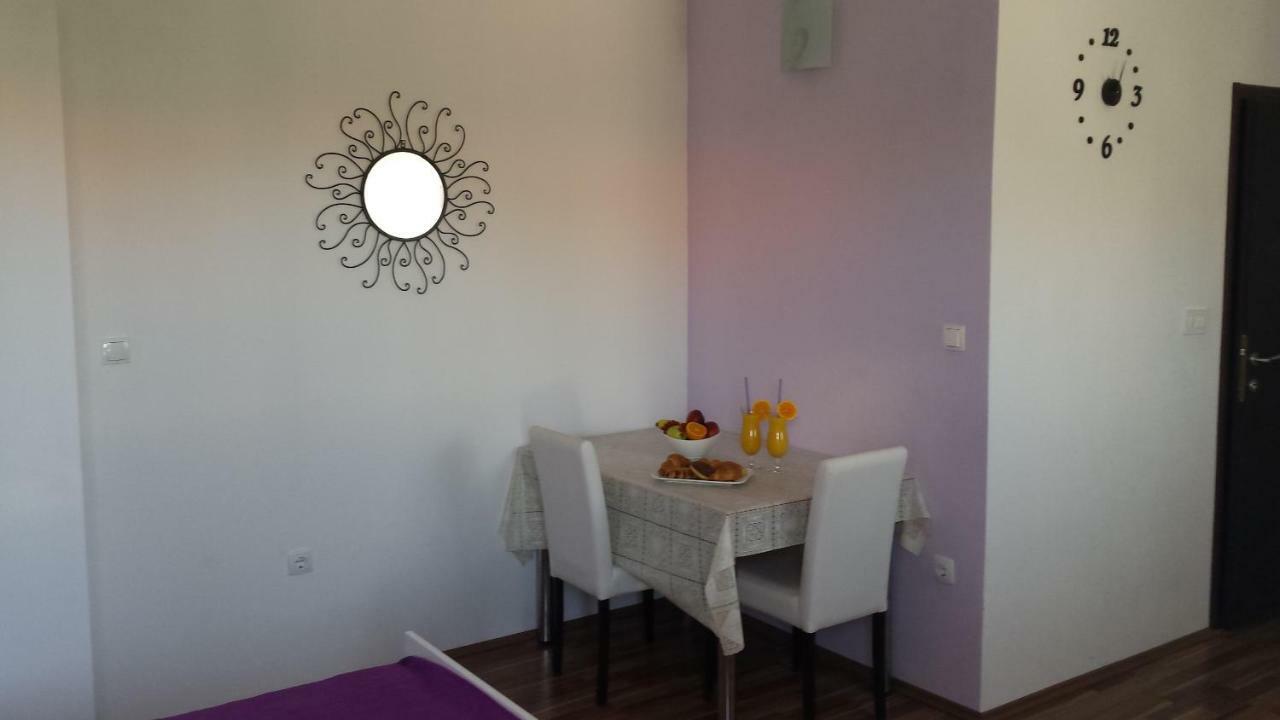 ביוגראד נה מורו Apartments Lavanda מראה חיצוני תמונה