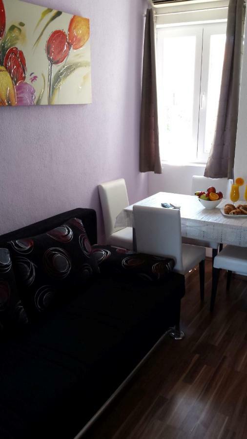 ביוגראד נה מורו Apartments Lavanda מראה חיצוני תמונה
