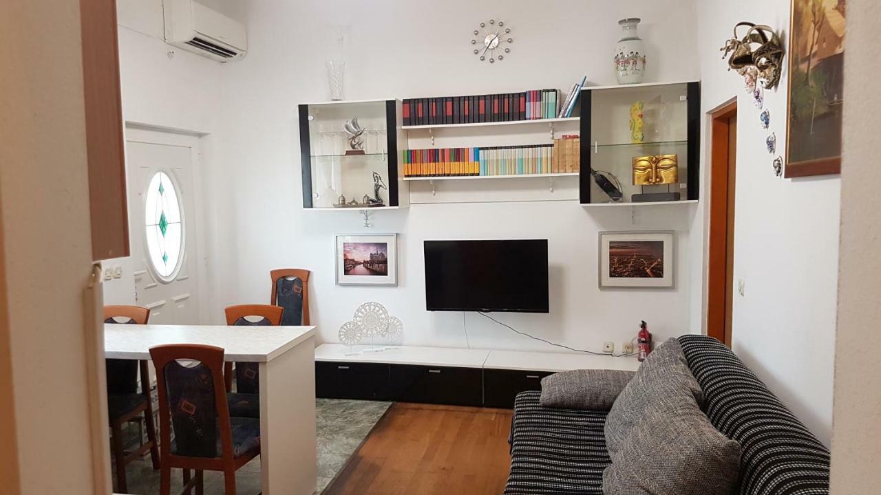 ביוגראד נה מורו Apartments Lavanda מראה חיצוני תמונה